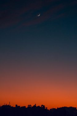 Fiery sunset with crescent moon sunset horizon foogallery sample image 9